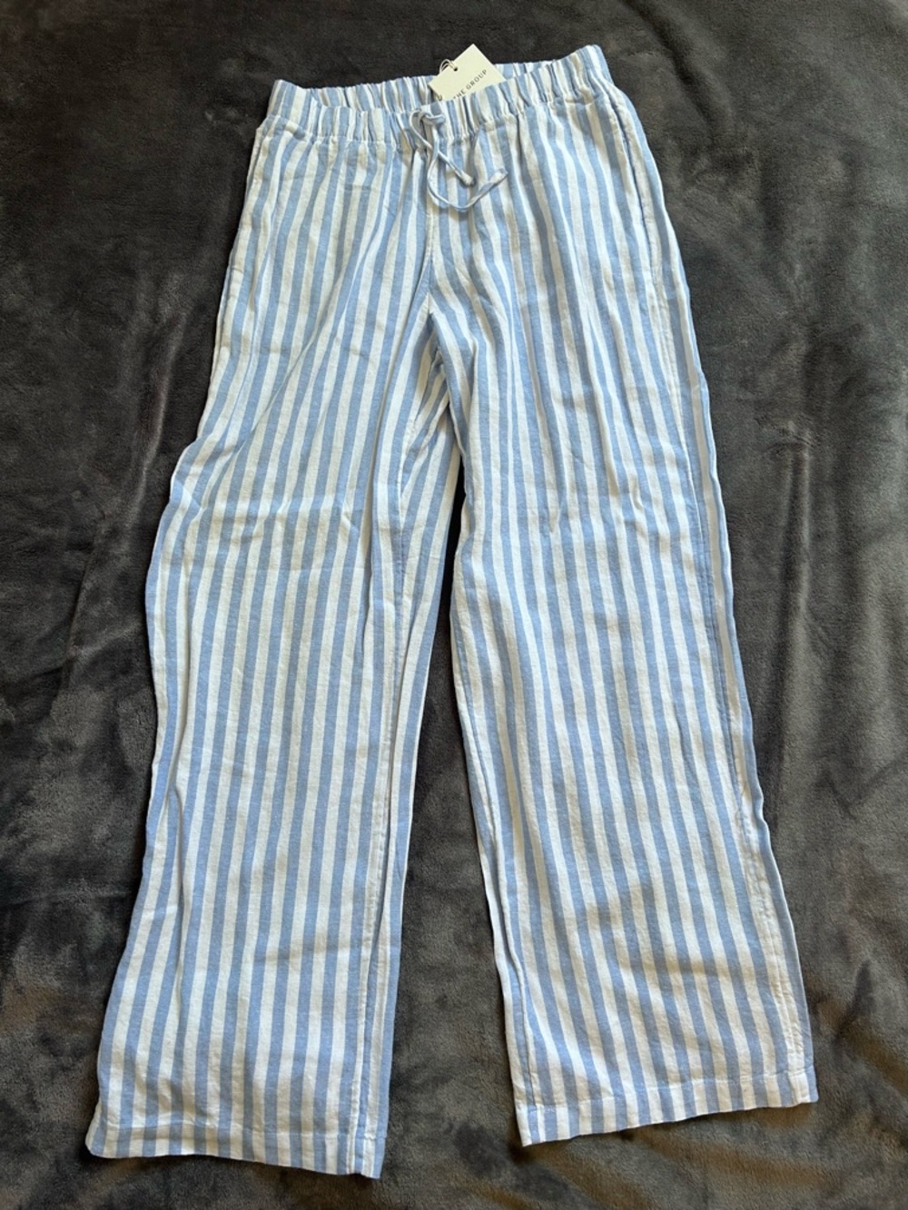 Aritzia The Group Sontag Linen Pant - light blue and white stripes - Picture 3 of 5